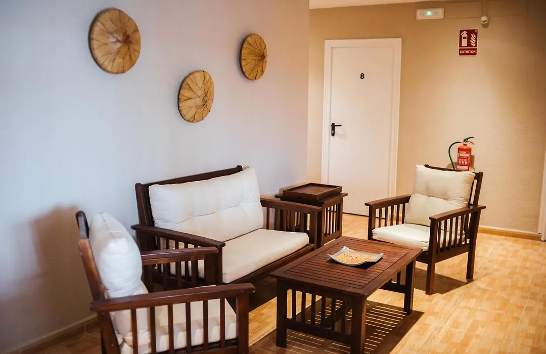 Hostal Entreolivos-1